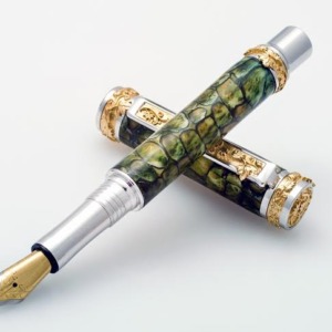 Eternity Dragon Scale Fountain Pen