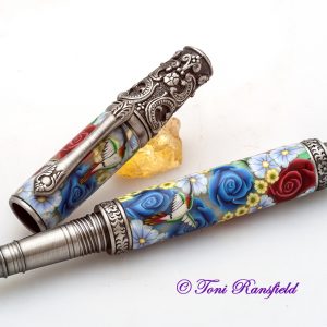 Red and Blue Rose Victorian Pen