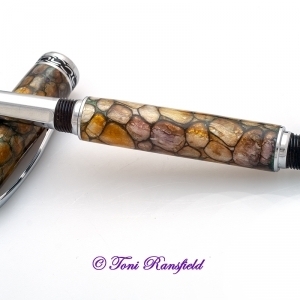 Banshee~ Dragon Scale Rollerball Pen