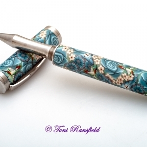 Turquoise Rose with Hummingbirds