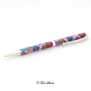 Rainbow Roses with Bumblebee