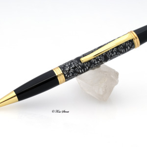 Black and White Kaleidoscope Pen