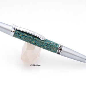 Blue and Ecru Floral Kaleidoscope Pen